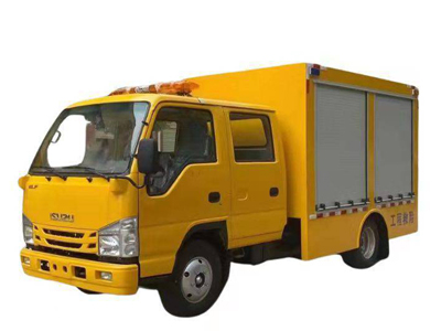 救險(xiǎn)車(chē)