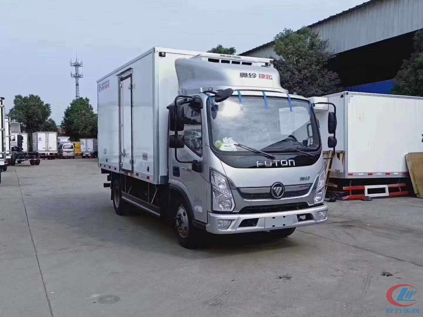 程力集團(tuán)國(guó)六福田奧鈴捷運(yùn)4.2米冷藏車(chē)
