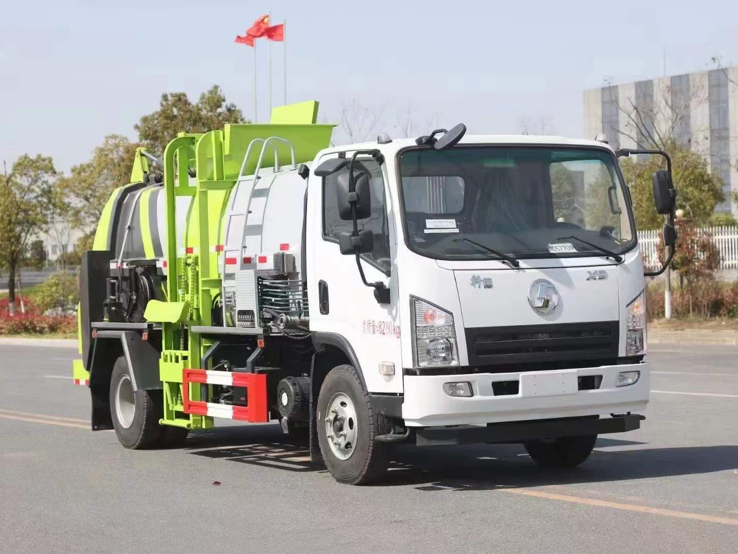 國(guó)六陜汽軒德餐廚垃圾車(chē)