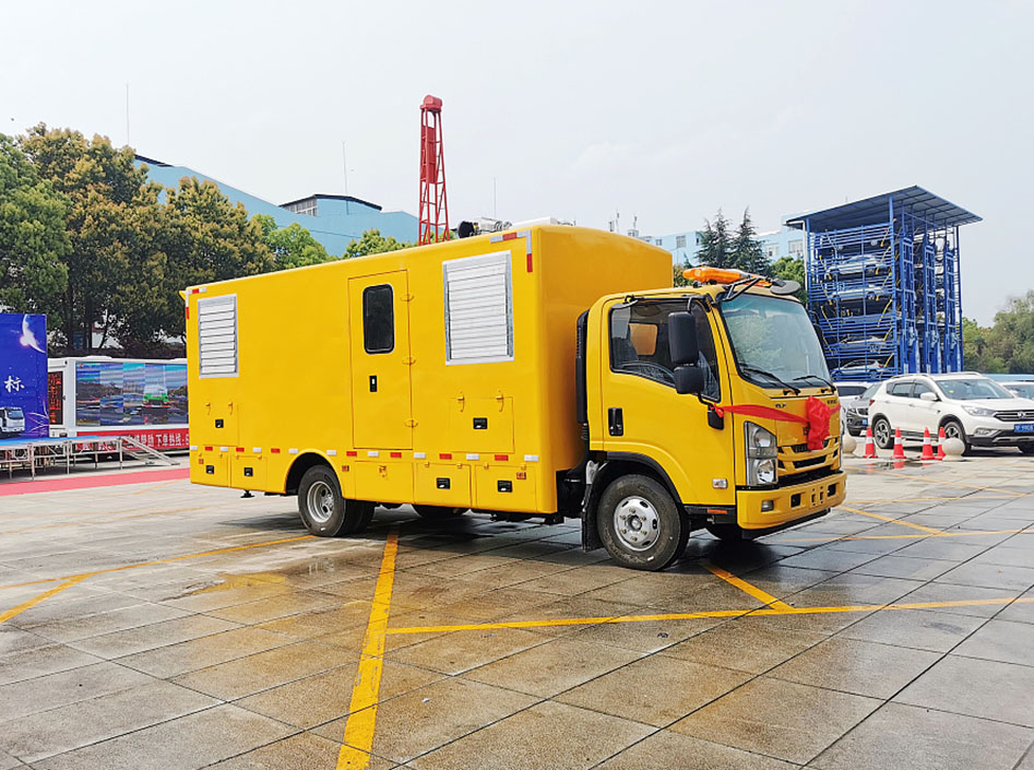 國六五十鈴移動(dòng)式電源保障車