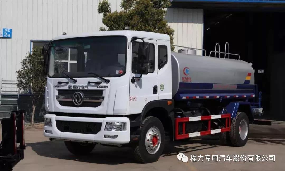 東風(fēng)多利卡10-12方灑水車(chē)