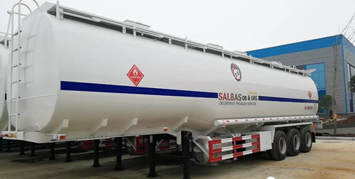 程力半掛油罐車(chē)出口案例