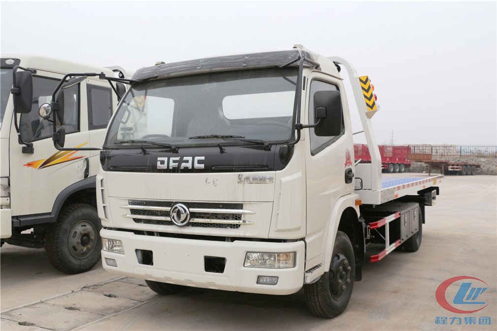程力東風(fēng)大多利卡一拖二清障車(chē)高清圖