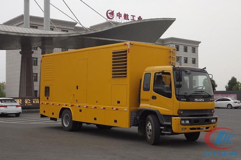 五十鈴FTR應急發(fā)電車高清圖