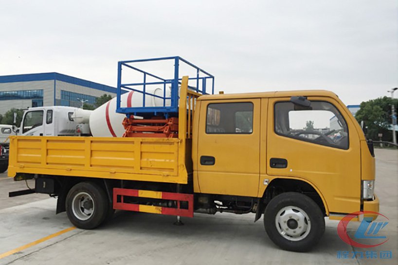 東風(fēng)凱普特6-10米垂直升降車(chē)