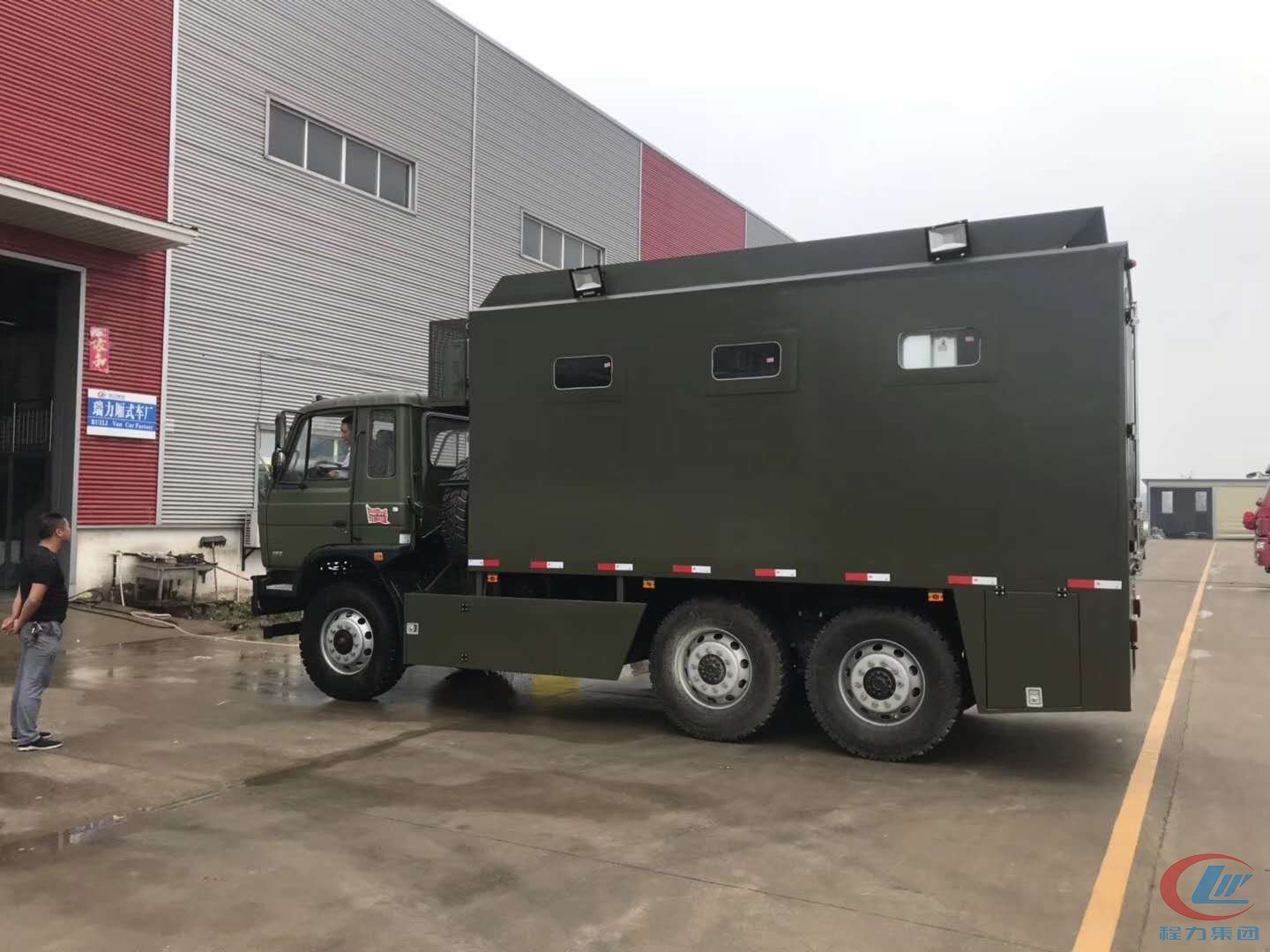 程力高端后勤保障車(chē)系列新型餐車(chē)