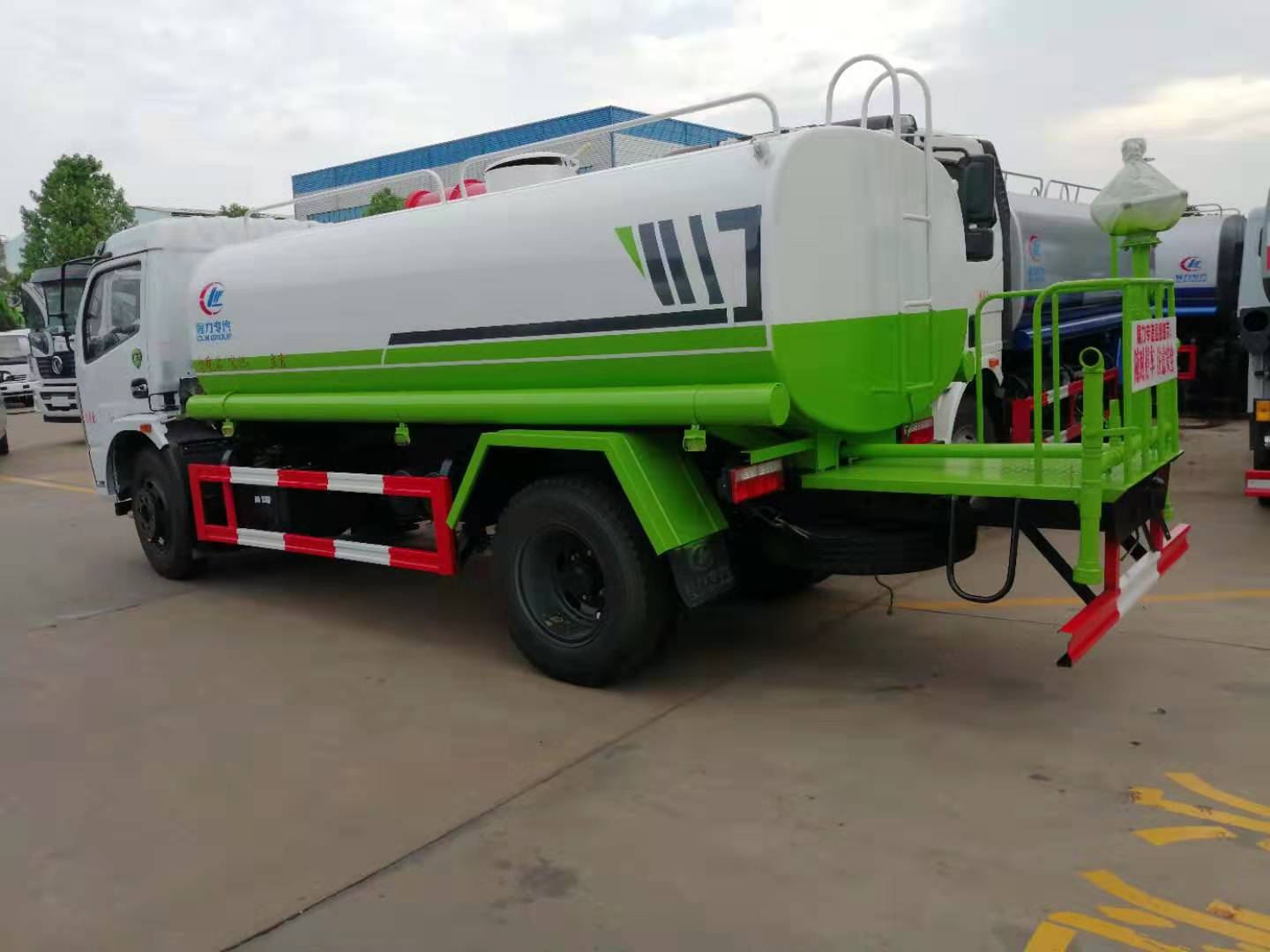 灑水車(chē)
