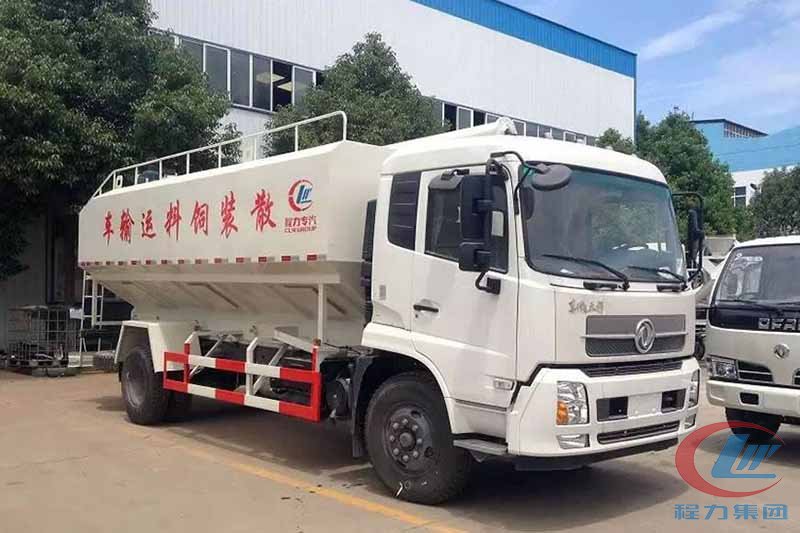 程力東風(fēng)天錦散裝飼料運(yùn)輸車側(cè)面圖