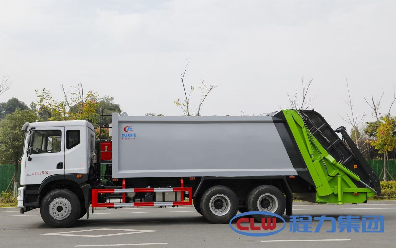 東風(fēng)18立方壓縮車(chē)